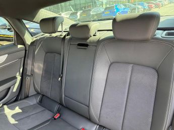 AUDI A6 40 Tdi Quattro S Line 4Dr S Tronic