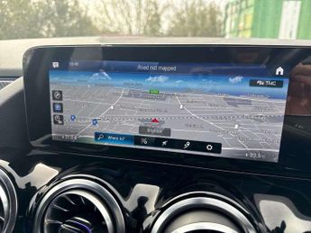 MERCEDES-BENZ GLA Gla 220D 4Matic Amg Line Executive 5Dr Auto