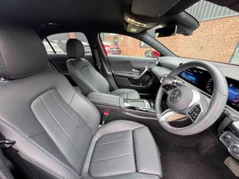 MERCEDES-BENZ A CLASS A200 Sport Executive 4Dr Auto