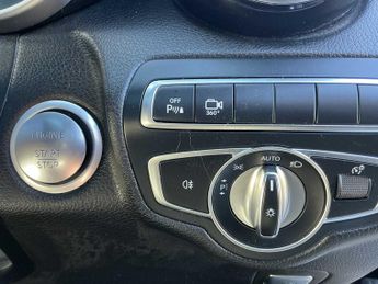 MERCEDES-BENZ GLC Glc 250D 4Matic Amg Line Premium 5Dr 9G-Tronic