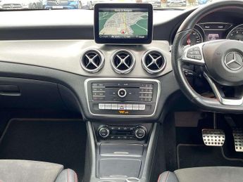 MERCEDES-BENZ GLA Gla 180 Amg Line Edition 5Dr Auto