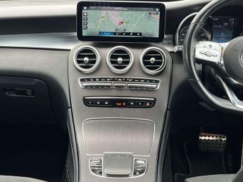 MERCEDES-BENZ GLC Glc 220D 4Matic Amg Line 5Dr 9G-Tronic