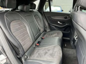 MERCEDES-BENZ GLC Glc 220D 4Matic Amg Line 5Dr 9G-Tronic