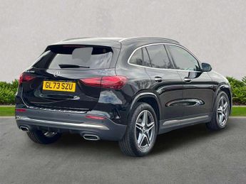 MERCEDES-BENZ GLA Gla 200 Amg Line Executive 5Dr Auto