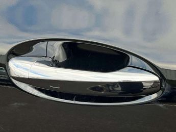 MERCEDES-BENZ GLA Gla 200 Amg Line Executive 5Dr Auto