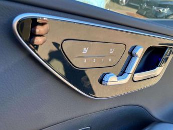 MERCEDES-BENZ C CLASS C220D Amg Line Premium Plus 5Dr 9G-Tronic