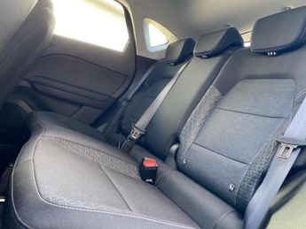 RENAULT CAPTUR 1.6 E-Tech Evolution Suv 5Dr Petrol Hybrid Auto Euro 6 (S/S) (14