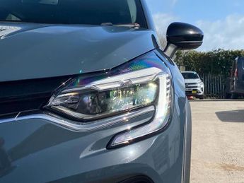 RENAULT CAPTUR 1.6 E-Tech Evolution Suv 5Dr Petrol Hybrid Auto Euro 6 (S/S) (14