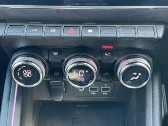 RENAULT CLIO 1.6 E-Tech Full Hybrid 145 Engineered 5Dr Auto