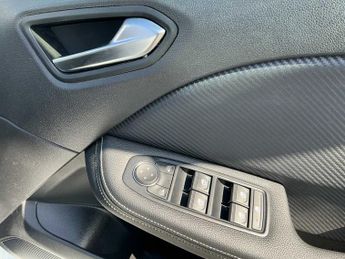 RENAULT CLIO 1.6 E-Tech Full Hybrid 145 Engineered 5Dr Auto
