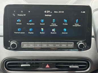 HYUNDAI KONA 1.6 H-Gdi Premium Suv 5Dr Petrol Hybrid Dct Euro 6 (S/S) (141 Ps