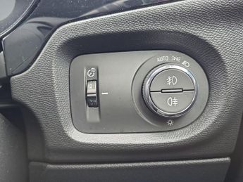 VAUXHALL CORSA 50Kwh Elite Nav Premium Hatchback 5Dr Electric Auto (7.4Kw Charg