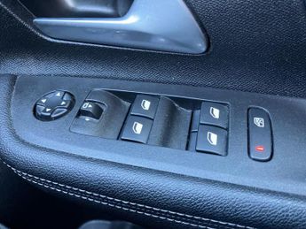 VAUXHALL MOKKA 50Kwh Gs Line Suv 5Dr Electric Auto (136 Ps)