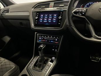 VOLKSWAGEN TIGUAN 1.5 Tsi R-Line Edition Suv 5Dr Petrol Dsg Euro 6 (S/S) (150 Ps)