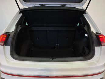 VOLKSWAGEN TIGUAN 1.5 Tsi R-Line Edition Suv 5Dr Petrol Dsg Euro 6 (S/S) (150 Ps)