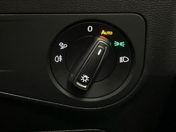 VOLKSWAGEN TIGUAN 1.5 Tsi R-Line Edition Suv 5Dr Petrol Dsg Euro 6 (S/S) (150 Ps)