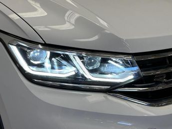VOLKSWAGEN TIGUAN 1.5 Tsi R-Line Edition Suv 5Dr Petrol Dsg Euro 6 (S/S) (150 Ps)