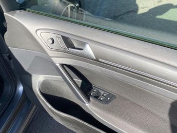 VOLKSWAGEN GOLF 2.0 Tdi 184 Gtd Blueline 5Dr Dsg