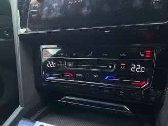 VOLKSWAGEN ARTEON 2.0 Tsi R-Line Fastback 5Dr Petrol Dsg Euro 6 (S/S) (190 Ps)