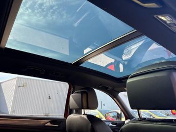 VOLKSWAGEN TIGUAN ALLSPACE 2.0 Tdi R-Line Suv 5Dr Diesel Dsg Euro 6 (S/S) (150 Ps)