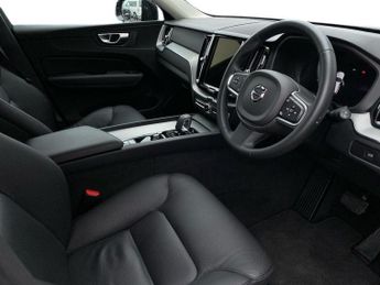 VOLVO XC60 2.0 B5 Mhev Core Suv 5Dr Petrol Hybrid Auto Awd Euro 6 (S/S) (25