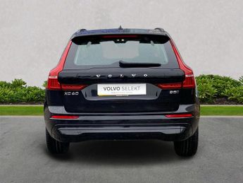 VOLVO XC60 2.0 B5 Mhev Core Suv 5Dr Petrol Hybrid Auto Awd Euro 6 (S/S) (25