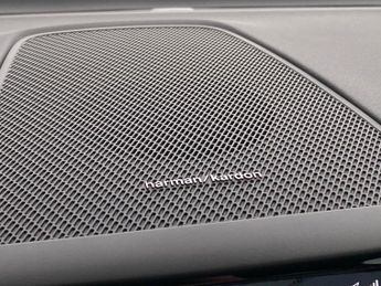 VOLVO XC60 2.0 B4 Mhev R-Design Suv 5Dr Diesel Hybrid Auto Awd Euro 6 (S/S)