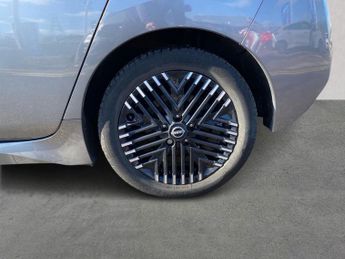 NISSAN LEAF 39Kwh N-Connecta Hatchback 5Dr Electric Auto (150 Ps)