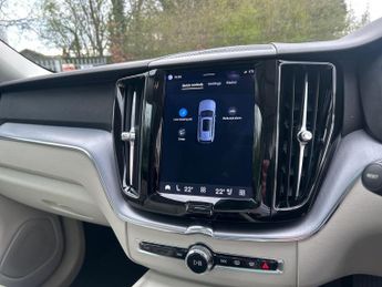 VOLVO XC60 Xc60 2.0 T6 350 Rc Phev Inscription Expr 5Dr Awd Auto Estate