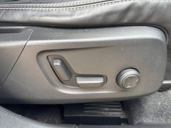 VOLVO XC40 Xc40 2.0 T4 Awd R-Design Pro Automatic