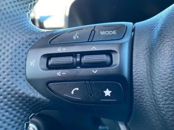 KIA PICANTO 1.0 Gt-Line S 5Dr Auto