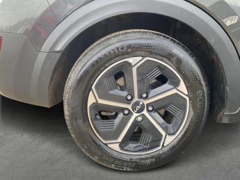 KIA NIRO 1.6 Gdi Hybrid 2 5Dr Dct