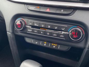 KIA XCEED 1.6 Gdi Phev 3 5Dr Dct