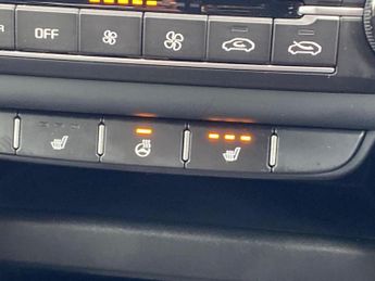 KIA XCEED 1.6 Gdi Phev 3 5Dr Dct