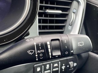 KIA XCEED 1.6 Gdi Phev 3 5Dr Dct