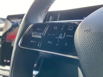 RENAULT SCENIC E-TECH Long Range 87Kwh Esprit Alpine Suv 5Dr Electric Auto (220 Ps)