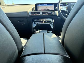 MERCEDES-BENZ EQC Eqc 400 300Kw Amg Line Edition 80Kwh 5Dr Auto