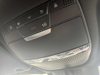 MERCEDES-BENZ EQC Eqc 400 300Kw Amg Line Edition 80Kwh 5Dr Auto