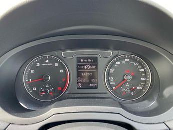 AUDI Q3 1.4 Tfsi Cod S Line Edition Suv 5Dr Petrol S Tronic Euro 6 (S/S)