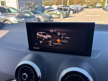 AUDI Q2 1.5 Tfsi Cod 35 S Line Suv 5Dr Petrol S Tronic Euro 6 (S/S) (150