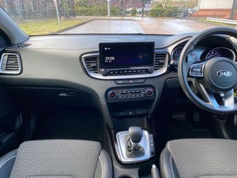 KIA CEED 1.5 T-Gdi 3 Hatchback 5Dr Petrol Dct Euro 6 (S/S) (158 Bhp)
