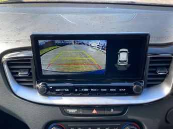 KIA CEED 1.5 T-Gdi 3 Hatchback 5Dr Petrol Dct Euro 6 (S/S) (158 Bhp)