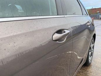 KIA CEED 1.5 T-Gdi 3 Hatchback 5Dr Petrol Dct Euro 6 (S/S) (158 Bhp)