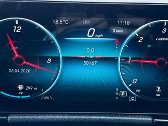 MERCEDES-BENZ GLA Gla 220D 4Matic Amg Line Premium Plus 5Dr Auto