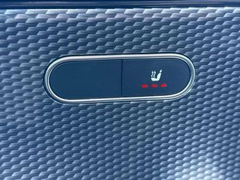 MERCEDES-BENZ A CLASS A200 Sport Executive Edition 5Dr Auto