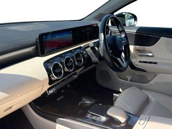 MERCEDES-BENZ A CLASS A200 Sport Executive Edition 5Dr Auto
