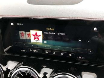 MERCEDES-BENZ EQA Eqa 250 140Kw Amg Line 66.5Kwh 5Dr Auto