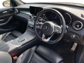 MERCEDES-BENZ GLC Glc 220D 4Matic Amg Line Premium 5Dr 9G-Tronic