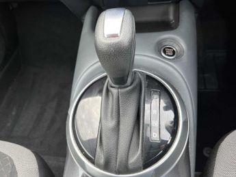 NISSAN JUKE 1.0 Dig-T 114 N-Connecta 5Dr Dct