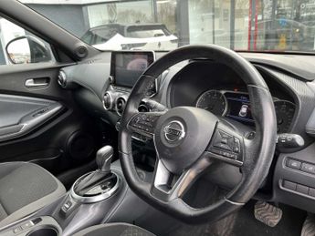 NISSAN JUKE 1.0 Dig-T 114 N-Connecta 5Dr Dct